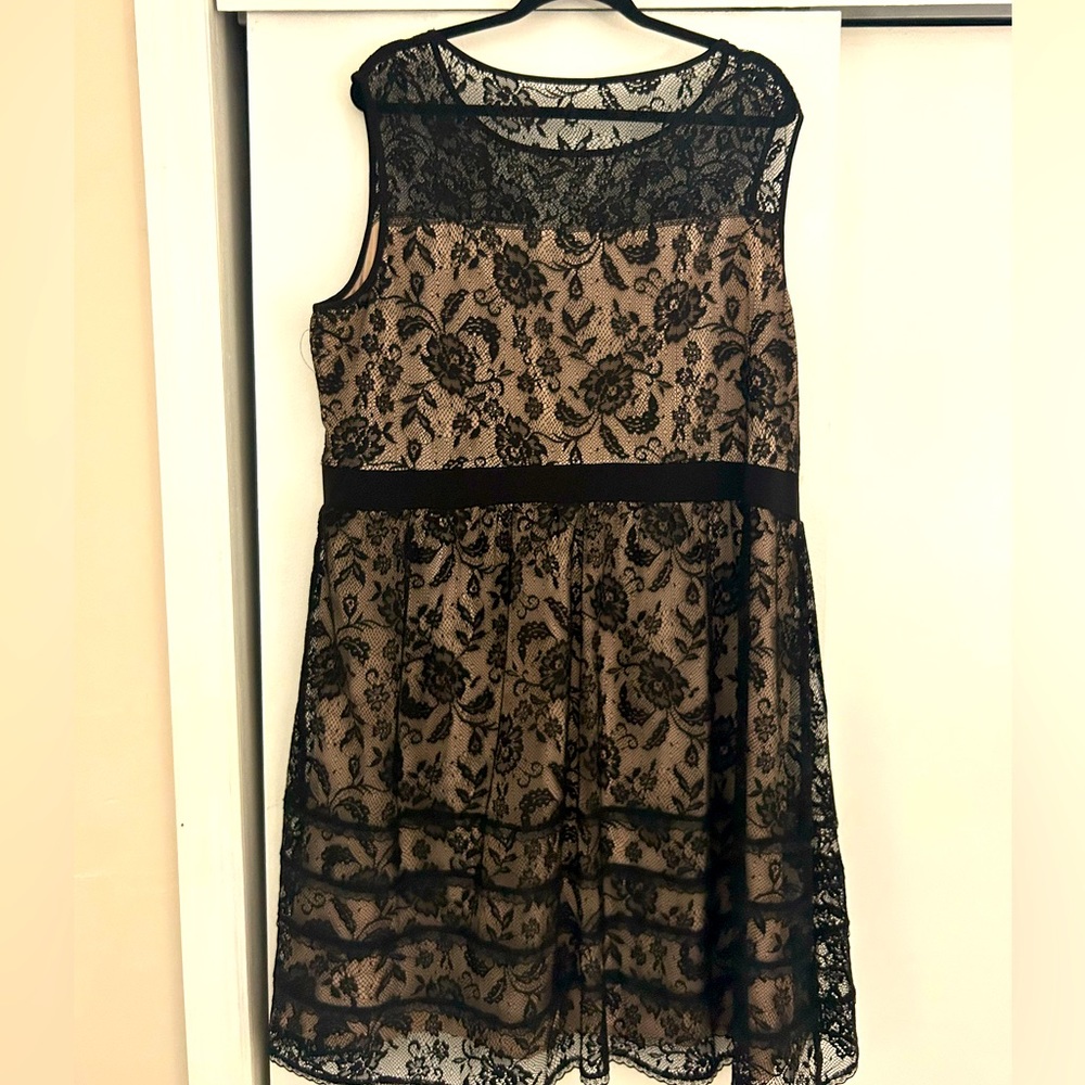 Plus size cocktail dress